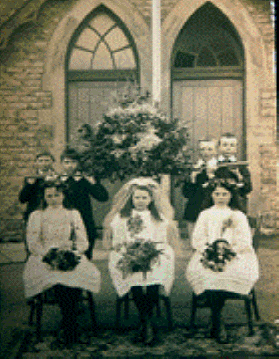 Aynho School May Queen 1913